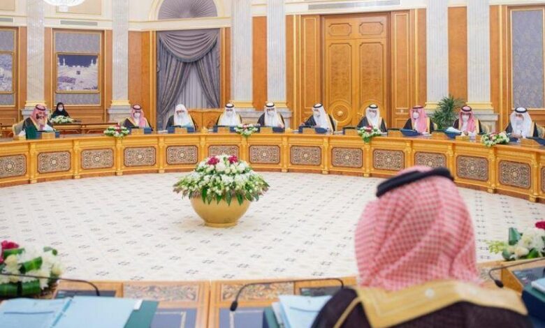 السعودية: إنشاء لجنة وزارية دائمة لمعالجة العقبات التي قد تواجه ⁧‫الأسواق الحرة‬⁩ في ⁧‫المنافذ‬⁩